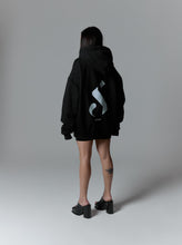 Načíst obrázek do prohlížeče Galerie, Heavyweight Black hoodie - So close &quot;by S&quot;

